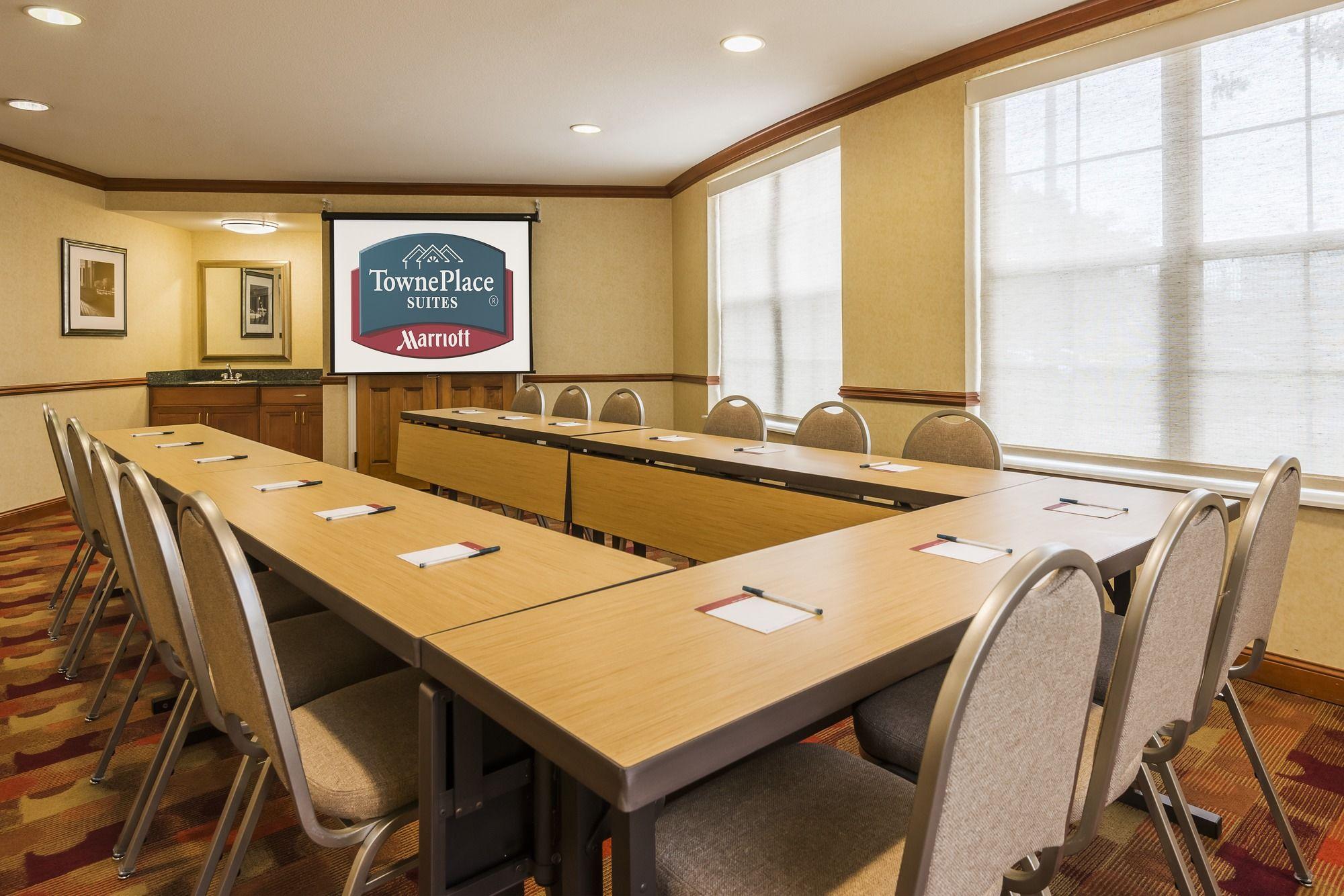 Towneplace Suites By Marriott Springfield Exteriér fotografie