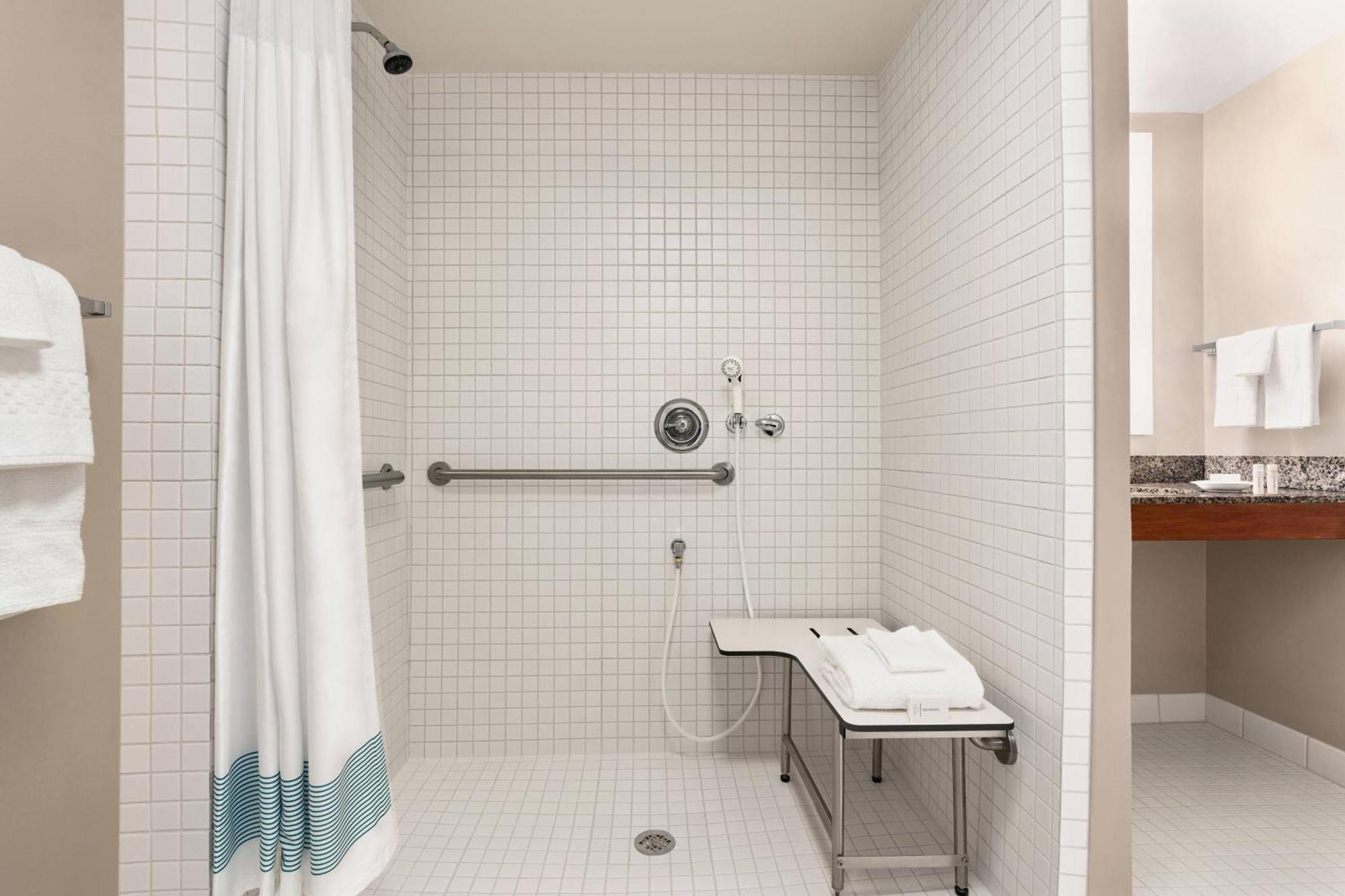 Towneplace Suites By Marriott Springfield Exteriér fotografie
